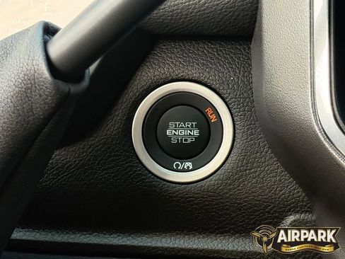 New 2026 RAM 3500 Laramie AWD/4WD image 21