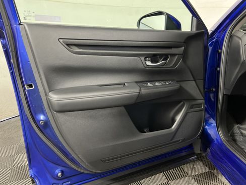 Used 2024 Honda CR-V LX image 14