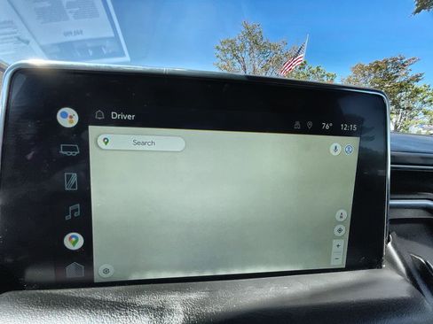 Used 2022 Chevrolet Suburban LT image 14