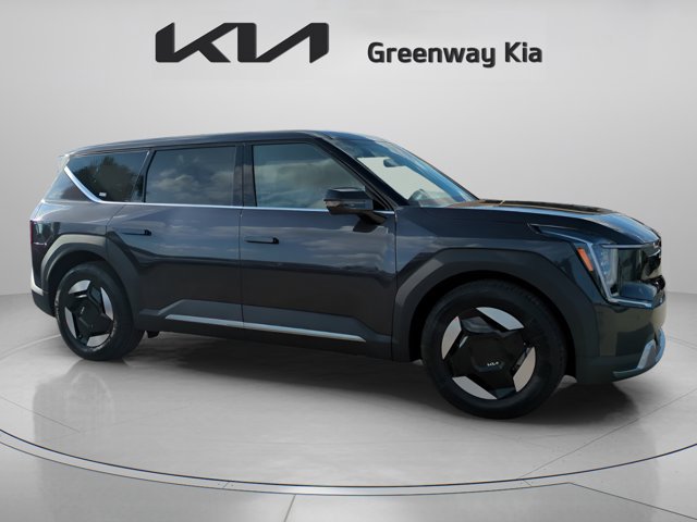 Certified 2026 Kia EV9 Light RWD image 1