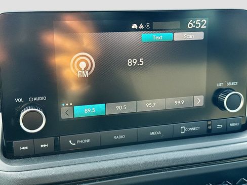 Used 2023 Honda Accord EX image 15