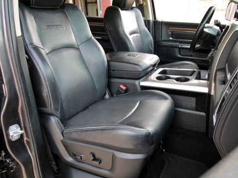 Used 2017 RAM 2500 Laramie image 42