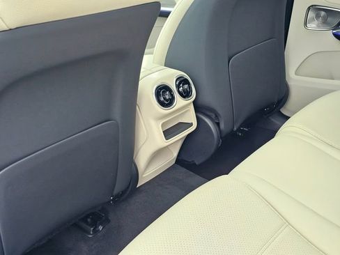 New 2026 Mercedes-Benz GLC 300 4MATIC image 24