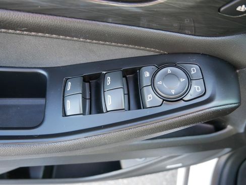 Used 2023 Chevrolet Traverse High Country w/ LPO, Floor Liner Package image 22