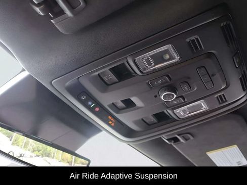 Used 2023 Cadillac Escalade V AWD/4WD image 9