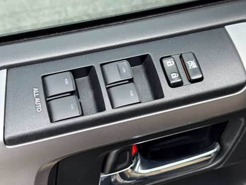 Used 2018 Toyota 4Runner SR5 Premium image 14