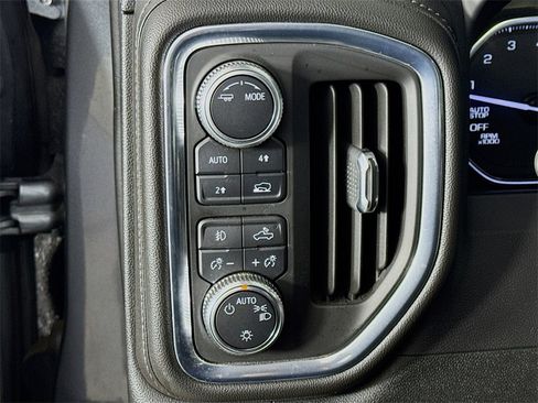 Used 2020 GMC Sierra 1500 SLE w/ SLE Value Package image 10