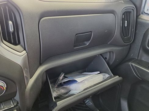 Used 2022 Chevrolet Silverado 1500 Custom Trail Boss image 17