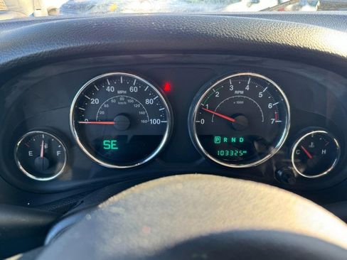 Used 2015 Jeep Wrangler Unlimited Sahara w/ Connectivity Group image 20