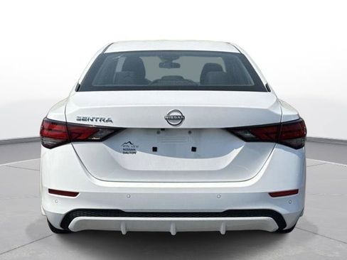 Used 2025 Nissan Sentra S FWD image 7
