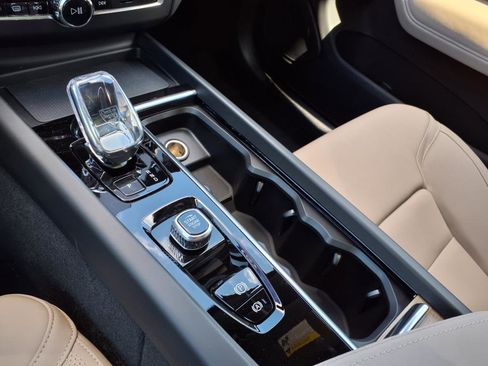 New 2026 Volvo XC60 B5 Plus w/ Protection Package Premier image 14