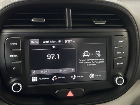 Used 2023 Kia Soul LX w/ LX Technology Package image 38