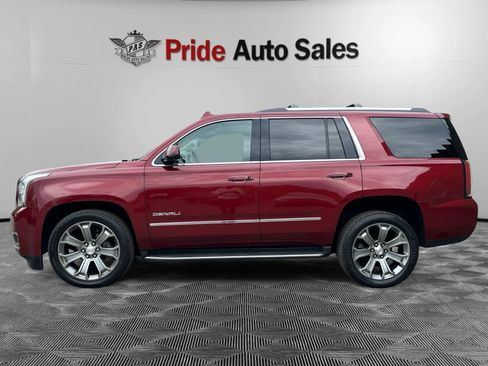 Used 2016 GMC Yukon Denali w/ Open Road Package AWD/4WD image 8