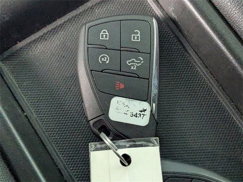 Used 2024 Chevrolet Silverado 1500 RST image 31