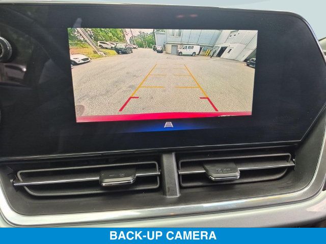 Used 2024 Chevrolet Trax LT w/ Driver Confidence Package FWD image 22