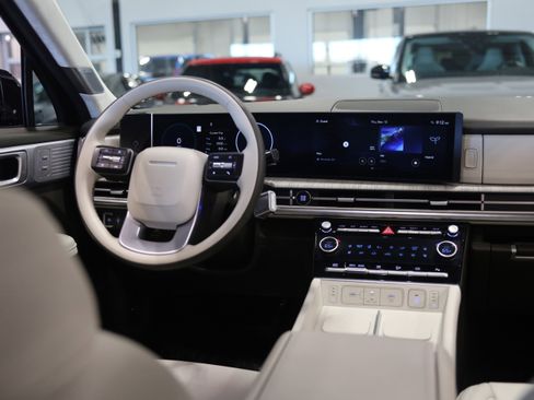 Used 2025 Hyundai Santa Fe Calligraphy image 31