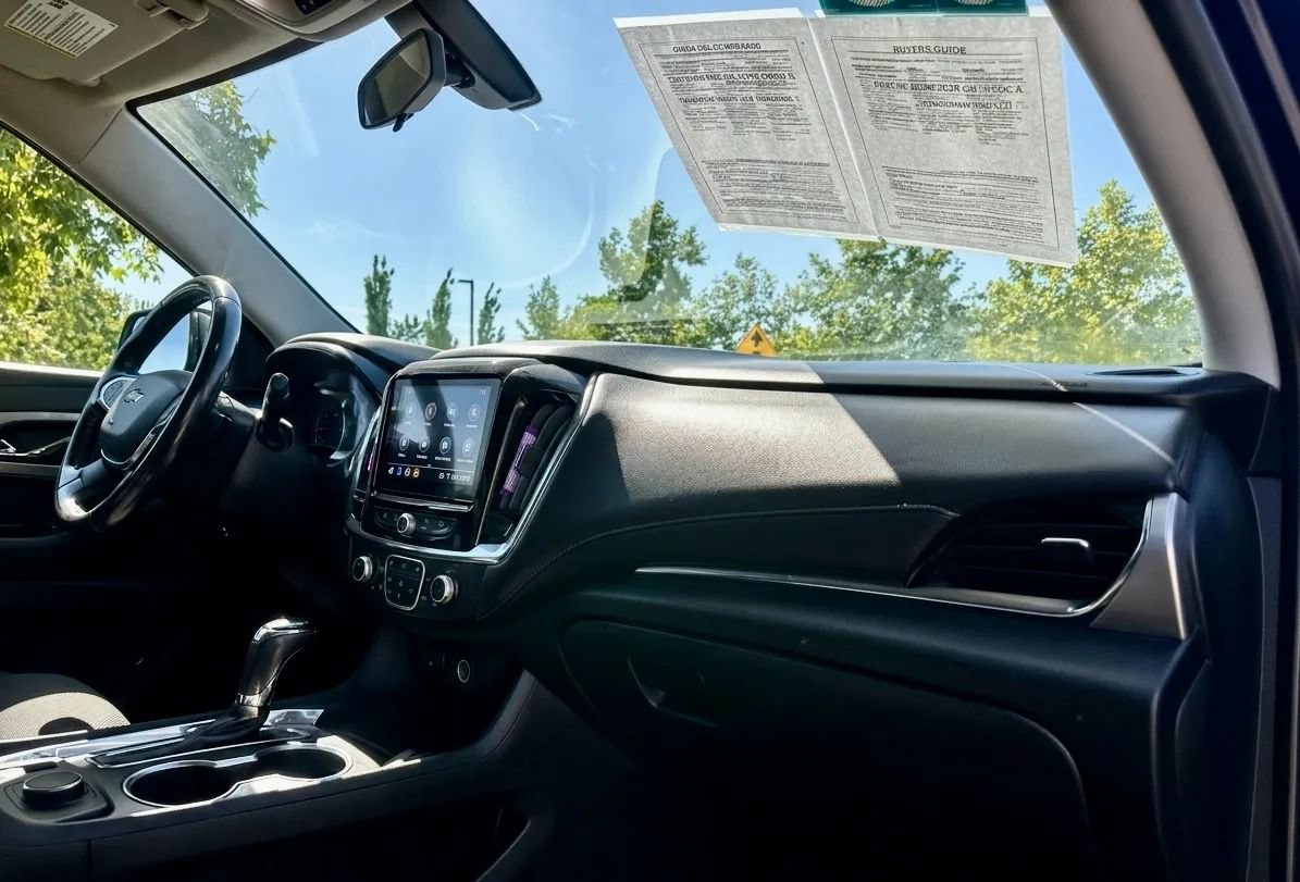 Used 2018 Chevrolet Traverse LT FWD image 13