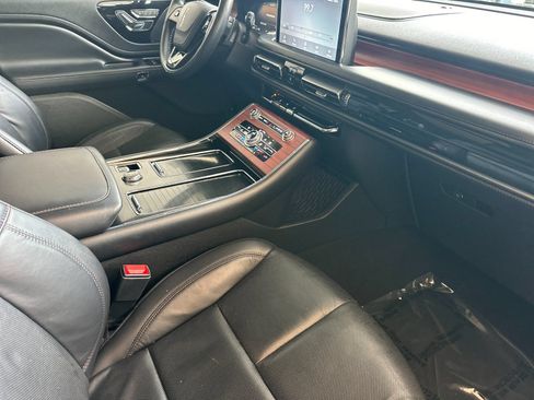 Certified 2023 Lincoln Aviator Reserve w/ Elements Package Plus RWD image 16