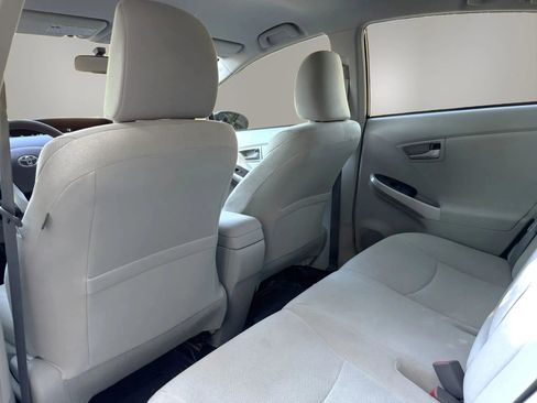 Used 2014 Toyota Prius Three image 33