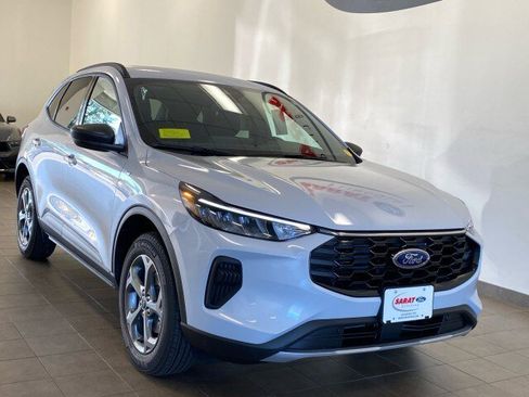 New 2025 Ford Escape ST-Line w/ Tech Pack #1 image 2