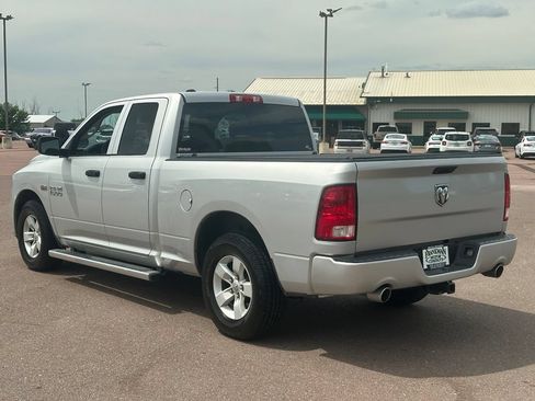 Used 2017 RAM 1500 Express RWD image 5