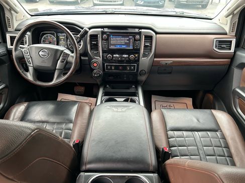 Used 2017 Nissan Titan Platinum Reserve image 22