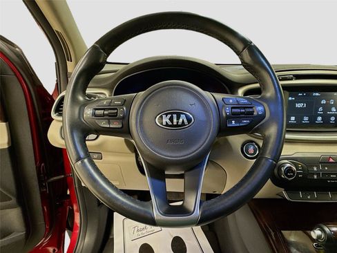 Used 2017 Kia Sorento EX w/ EX Advanced Touring Package FWD image 11