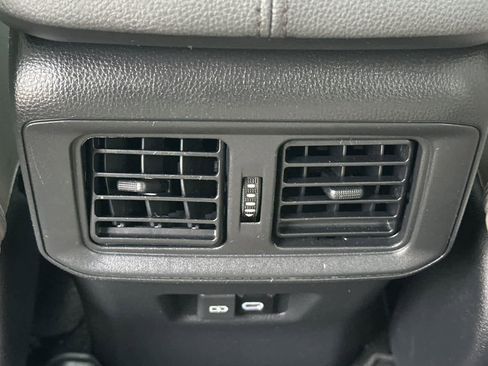 Used 2023 Toyota RAV4 XLE Premium image 14