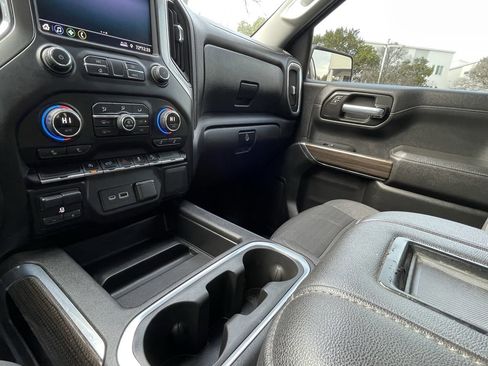 Used 2021 Chevrolet Silverado 1500 RST image 19