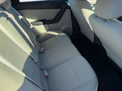 Used 2012 Kia Forte EX image 15