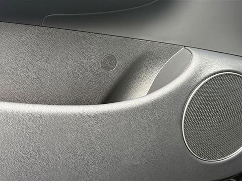 Used 2024 Genesis GV70 2.5T w/ Advanced Package image 13