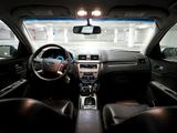 Used 2010 Ford Fusion SEL image 3