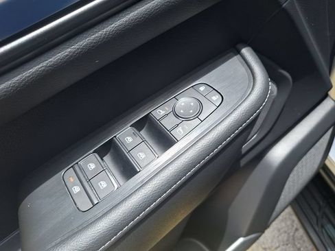 Certified 2026 Nissan Armada SV RWD image 12