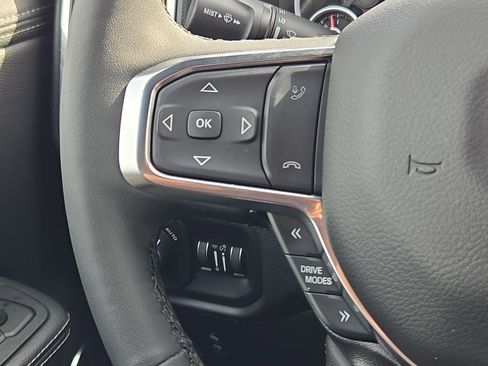 Used 2025 RAM 1500 Laramie w/ Sport Appearance Package AWD/4WD image 17