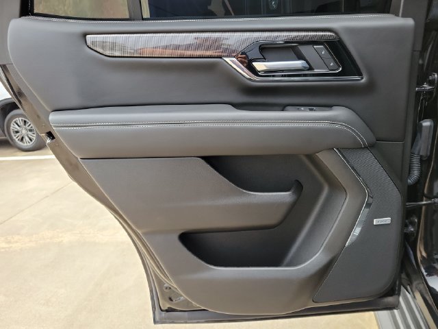 Used 2026 GMC Yukon Elevation RWD image 15
