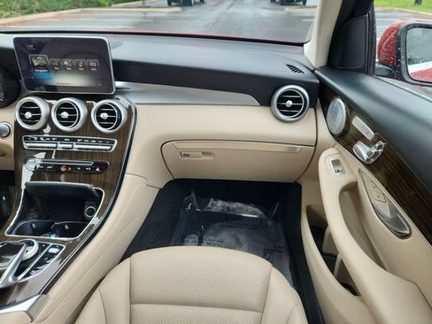 Used 2016 Mercedes-Benz GLC 300 4MATIC image 22