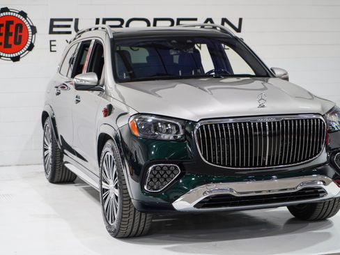 Used 2024 Mercedes-Benz Maybach GLS 600 4MATIC image 33