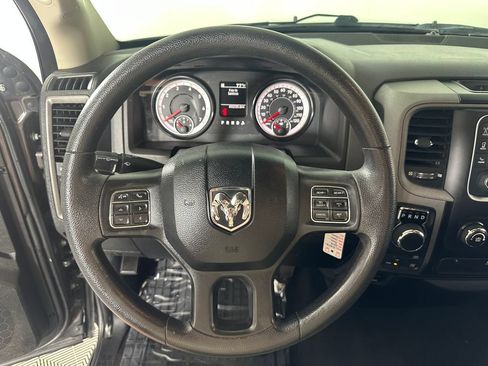 Used 2018 RAM 1500 Express w/ Express Value Package AWD/4WD image 21