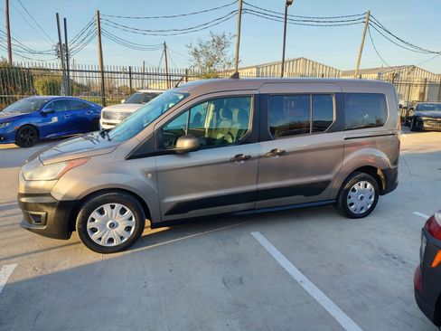 Used 2020 Ford Transit Connect XL image 3