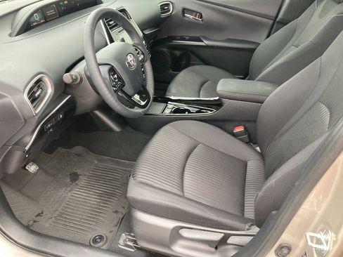 Certified 2022 Toyota Prius Prime LE image 16