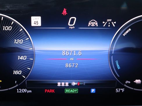 Certified 2025 Mercedes-Benz GLE 450e 4MATIC image 25