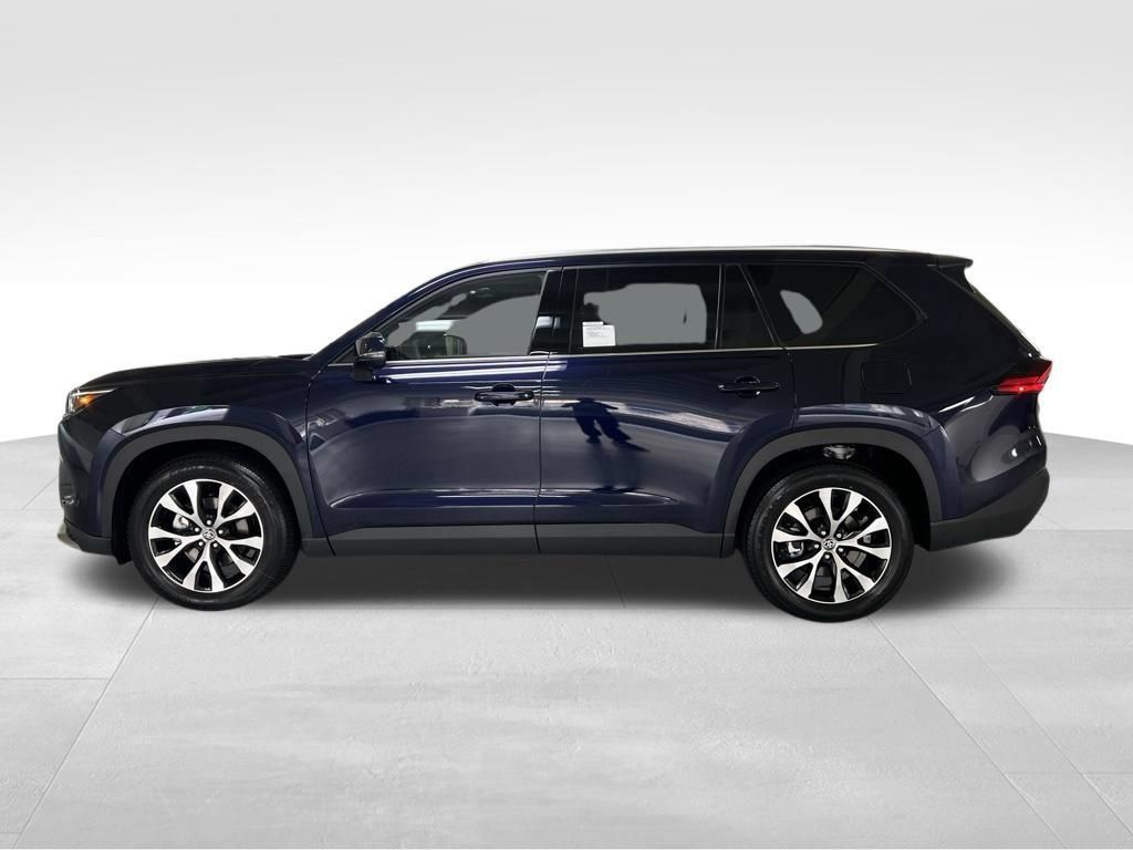 Certified 2026 Toyota Grand Highlander AWD Hybrid image 2