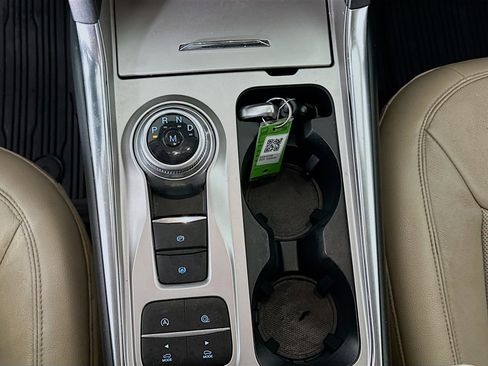 Used 2020 Ford Explorer Limited image 25