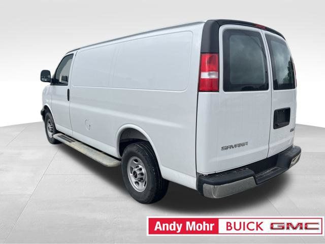 Used 2025 GMC Savana 2500 w/ Driver Convenience Package RWD image 8