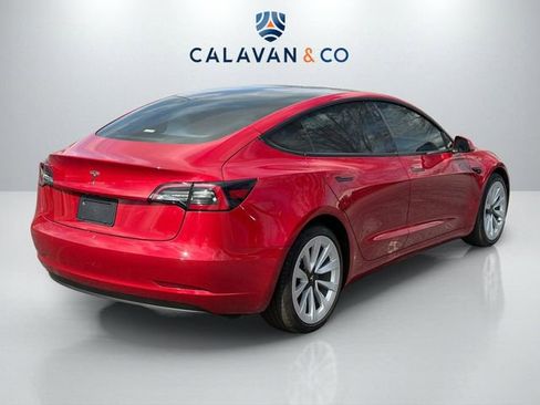 Used 2022 Tesla Model 3 Standard Range image 4