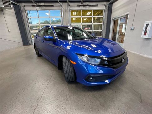 Used 2019 Honda Civic Sport image 7