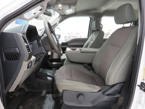 Used 2022 Ford F250 XL w/ Power Equipment Group AWD/4WD image 10