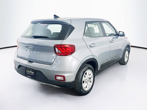 Used 2021 Hyundai Venue SE FWD image 9