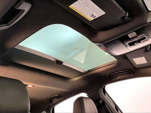 Used 2025 Volkswagen Jetta GLI Autobahn image 21