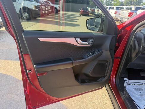 Used 2020 Ford Escape SE Sport AWD/4WD image 8